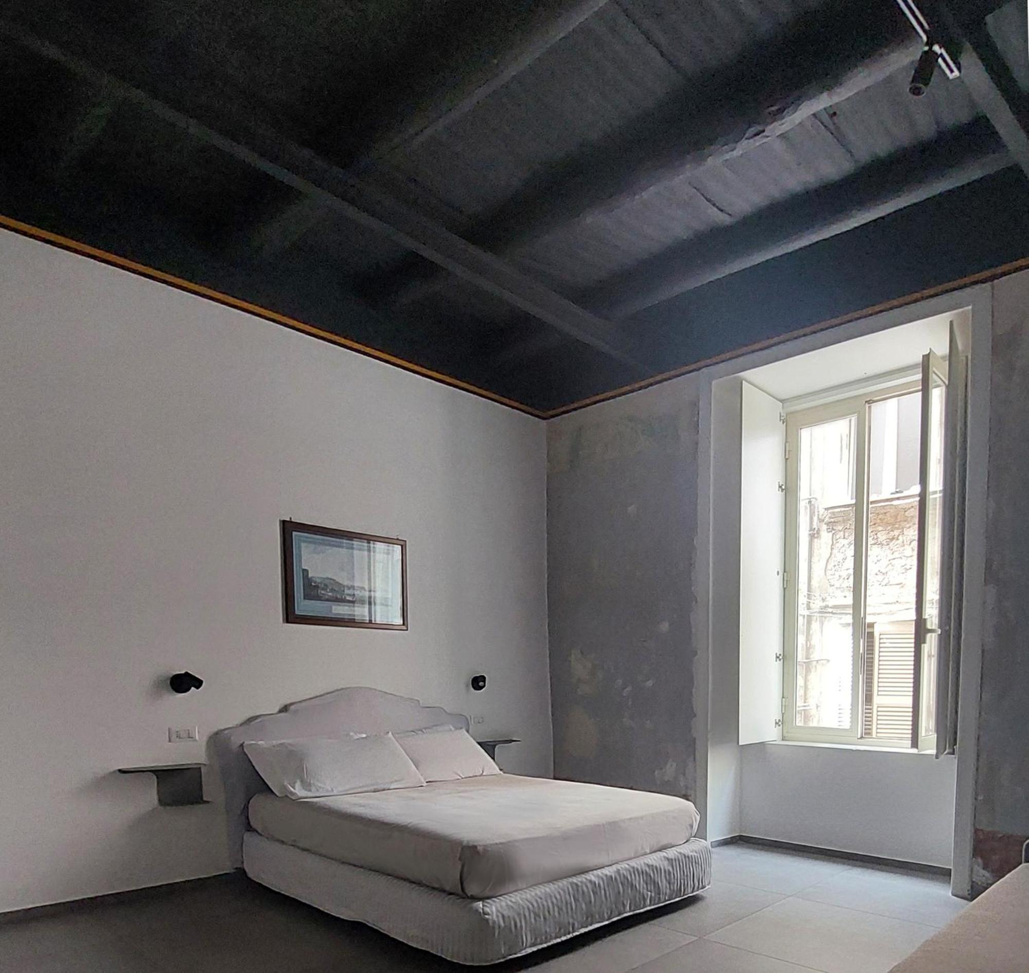 Superior One-Bedroom Apartment Balcony